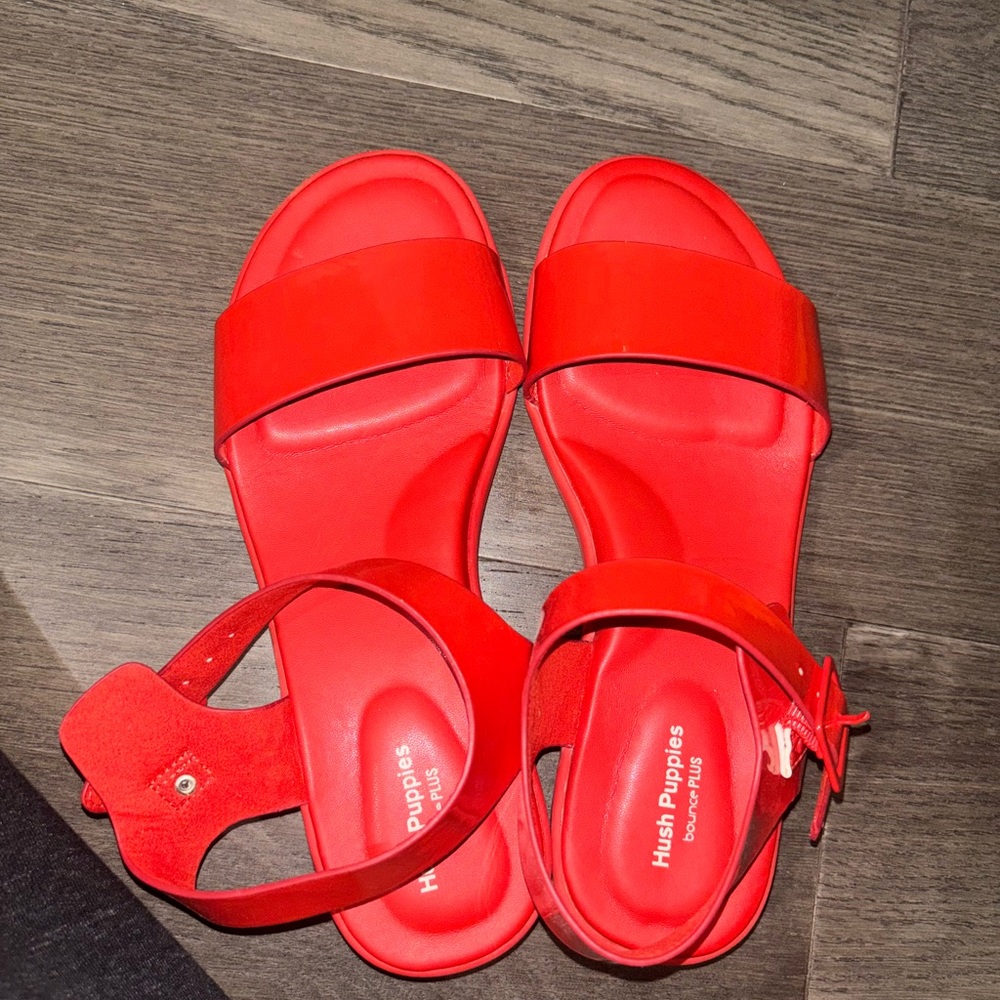 Hush Puppies Women's Bold Red Sandals